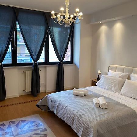 Roel Apartments เวโรนา ภายนอก รูปภาพ